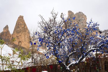 Kapadokya, Türkiye 'nin en ünlü turistik bölgelerinden biridir. Kapadokya 'nın Kaya Sahaları UNESCO Dünya Mirası merkezleri. 