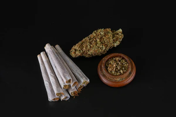 Bud Mountain Joints Full Grinder Black Background Close — Stock Photo, Image