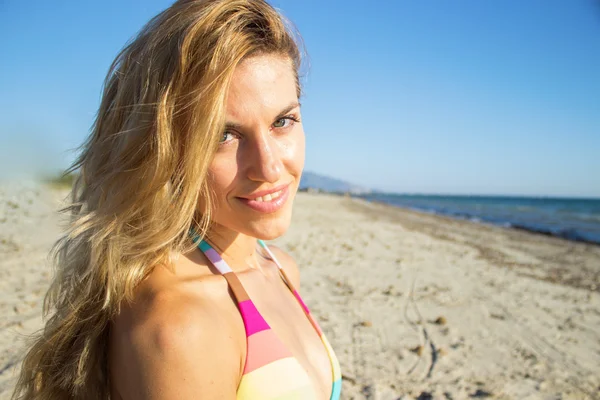 Zomer vrouw portret — Stockfoto