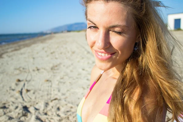 Sommer-Frauenporträt — Stockfoto