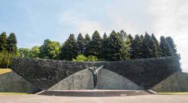 STUBICA, CROATIA - 20 Mayıs 2022: Matija Gubec heykeli, Gornja Stubica 'daki büyük 1573 Köylü Anıtı' nda 1973 yılında tanınmış bir Hırvat heykeltıraş tarafından yapıldı