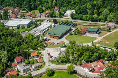 Hırvatistan 'ın Samobor Kasabası Panoraması, yeşil kırsal manzara