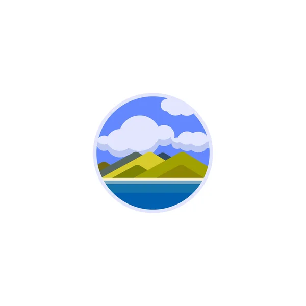 Paysage nature logo rond concept. Hautes collines verdoyantes sur le rivage de la rivière sur ciel bleu avec fond de nuages. Illustration vectorielle plate d'isolement — Image vectorielle