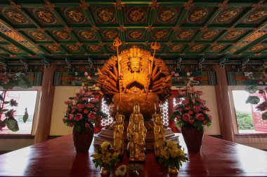 Kuan Yin 'in Buda' nın Çin sanatı resmi