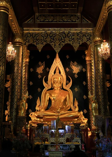 Buda em Pitsanookloke, Tailândia — Fotografia de Stock