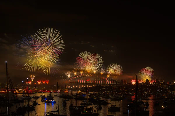 Fuegos artificiales Sydney año nuevo víspera 2013 — Foto de Stock