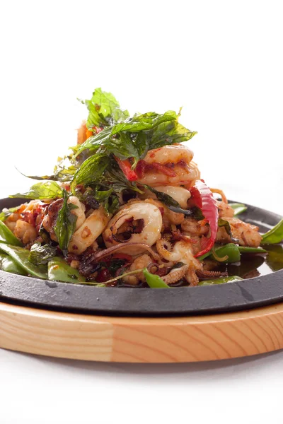 Tay herb ile kızarmış deniz ürünleri heyecan.