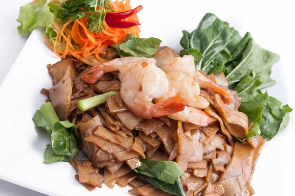 Almofada Veja Ew, macarrão de arroz plano mexido frito com camarão . — Fotografia de Stock