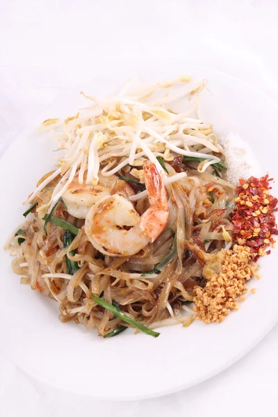 Almofada tailandesa, prato de assinatura tailandesa comida tailandesa — Fotografia de Stock