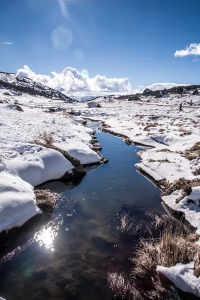 Perisher 蓝、 澳大利亚雪山 — 图库照片