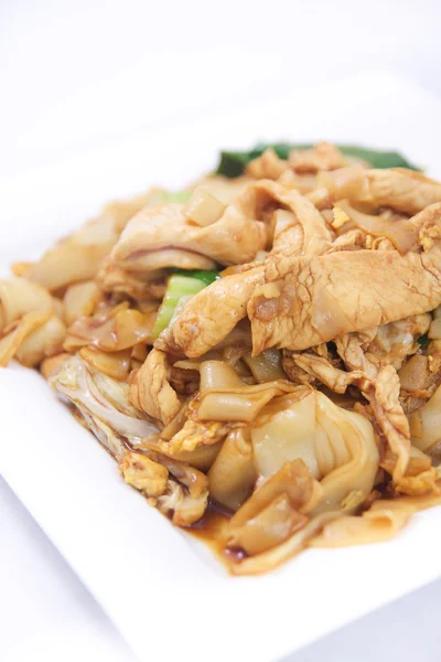 Pad se ew, Stir fried flat rice noodles with oyster sauce. — Stock Photo, Image