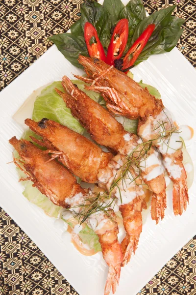 Gamba frita con curry tailandés . — Foto de Stock