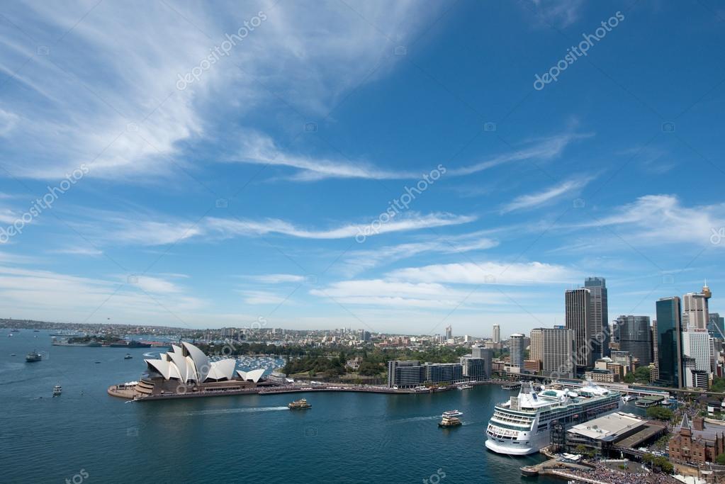 Opernhaus Ist Das Wahrzeichen Von Sydney Redaktionelles Stockfoto C Leelakajonkij