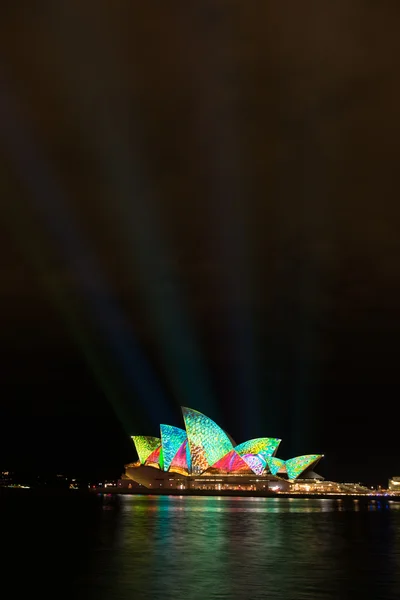 SYDNEY, ITÄVALIA - toukokuu 27: Sydneyn oopperatalo — kuvapankkivalokuva