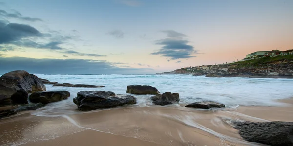 Sunrise at Sydney beach — Stock Photo, Image