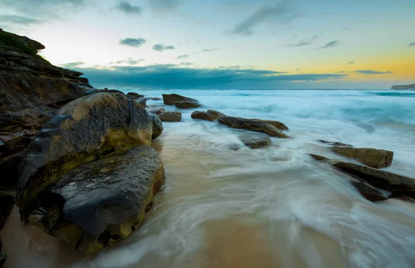 Zonsopgang op sydney strand — Stockfoto