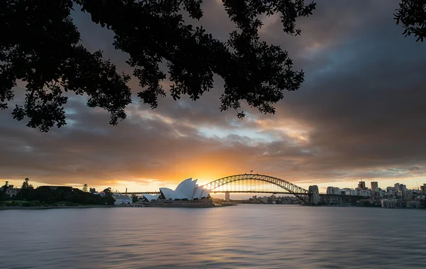 Coucher de soleil à l'Opéra de Sydney — Photo
