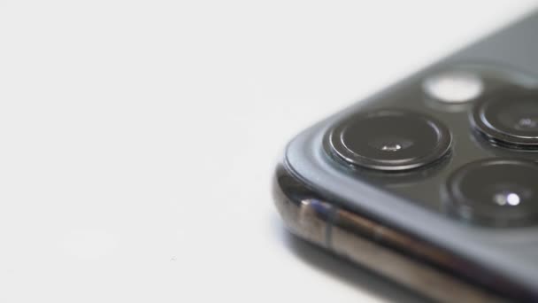 Sluiten Van Drie Camera Iphone Professionele Camera Nieuwe Iphone — Stockvideo