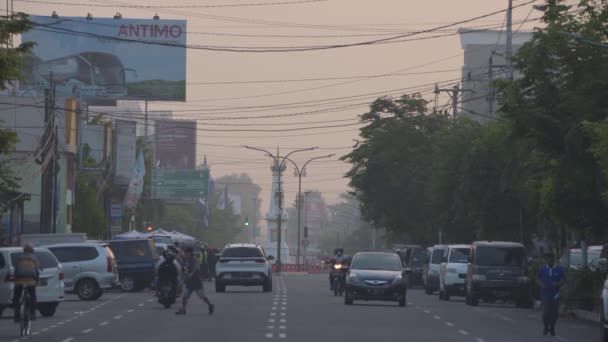 Yogyakarta Idn 2022 Oprichting Van Shot White Paal Tugu Jogja — Stockvideo
