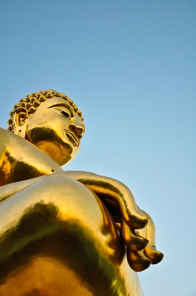 Sitzende Buddha-Statue — Stockfoto