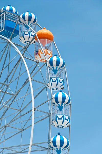 The colorful ferris wheel — Stock Photo, Image