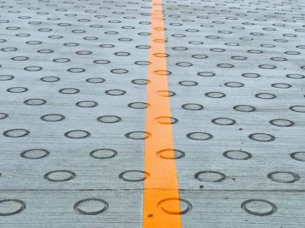 Circle on the road for friction — Stock Photo, Image