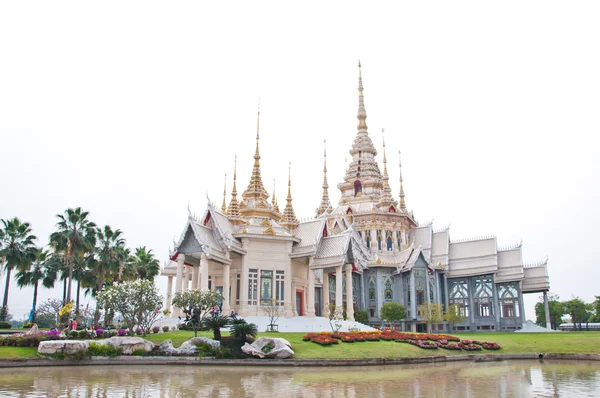 Ponga Tha Chan Tor Templo en Nakornratchasima — Foto de Stock