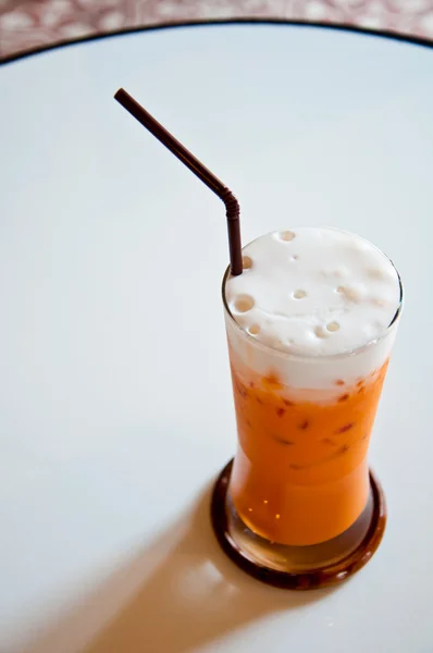 El té helado con leche como estilo tailandés — Foto de Stock