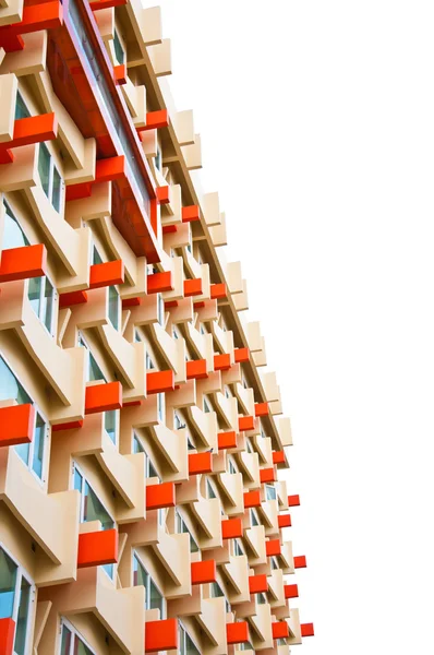 Das Äußere eines farbenfrohen modernen Gebäudes von unten nach oben — Stockfoto