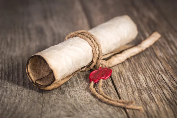 eski kaydırma kağıt