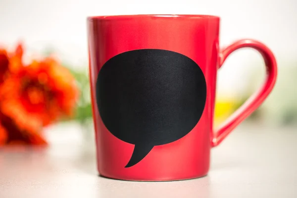 Cup with empty chalk board — Stock Photo, Image