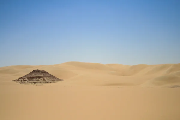 Montanha no deserto — Fotografia de Stock