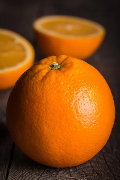 Fruta naranja fresca —  Fotos de Stock