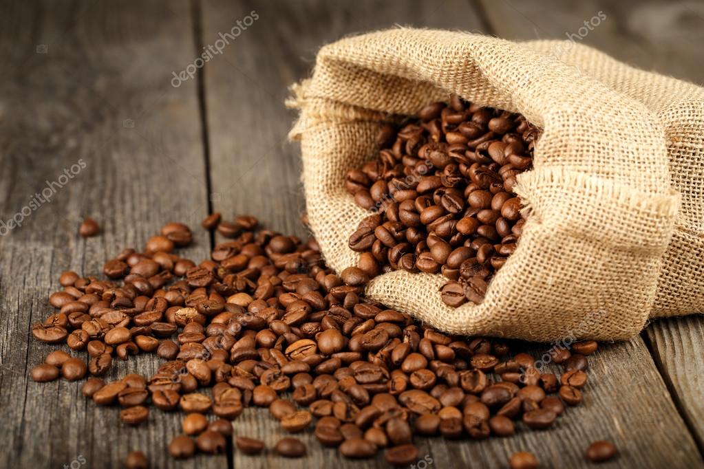 Coffee beans in coffee bag — Stock Photo © Vir4ello #43739453
