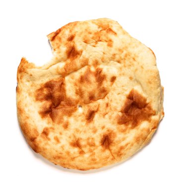 bited lavaş ekmeği üzerine beyaz izole kapalı görüntüsü