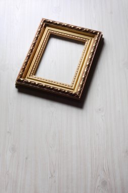 dengesiz Altın Sanat çerçeve dramatik ışık duvardaki resmin