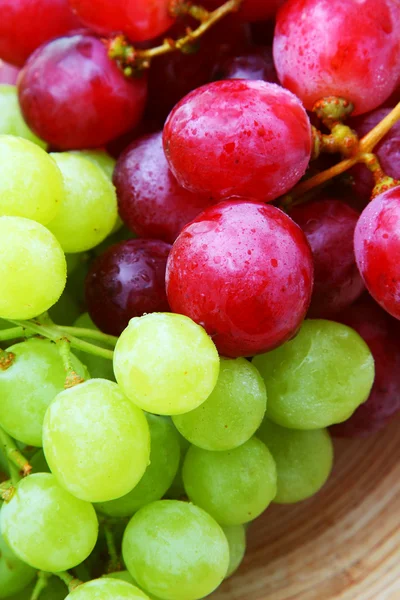 Background image of red and green grapes — Stock Photo, Image
