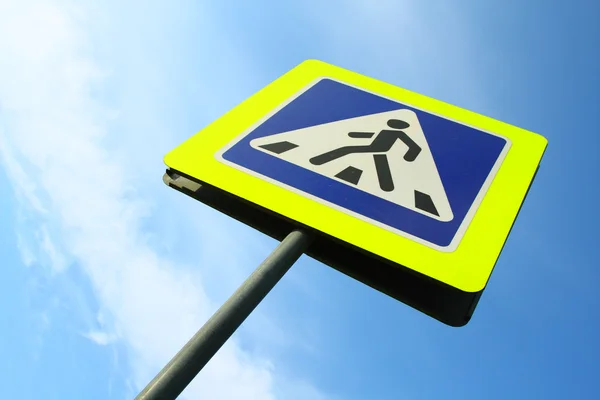 Image of pedestrian crossing sign against sky — Stock Photo, Image