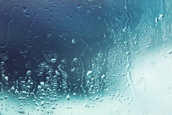 Gouttes d'eau sur la fenêtre — Photo