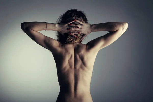 kas sırt ile güzel bir çıplak kadın