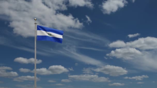 Сальвадорський Прапор Розмахує Вітром Блакитним Небом Хмарами Закріплений Банер Сальвадора — стокове відео