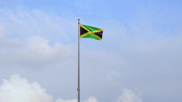 Bandera Jamaiquina Ondeando Viento Con Cielo Azul Nubes Jamaica Banner — Vídeos de Stock