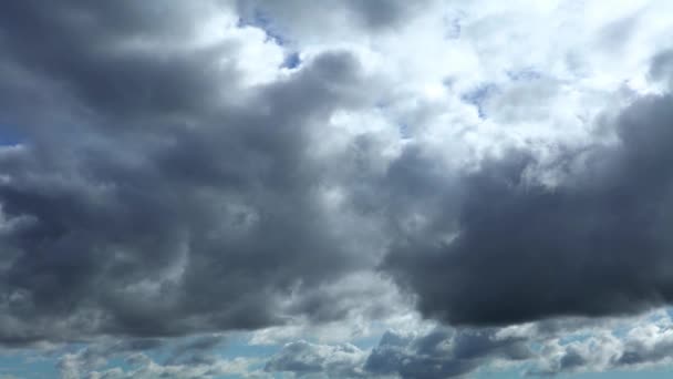 Las Nubes Oscuras Tormenta Hacen Que Cielo Sea Negro Lluvia — Vídeo de stock