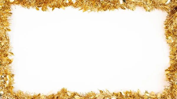 Красивая Золотая Мишура Рождественские Традиционные Украшения Зимой Копировальным Пространством Текста — стоковое фото