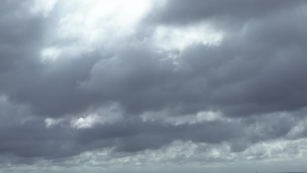 Las Nubes Oscuras Tormenta Hacen Que Cielo Sea Negro Lluvia — Vídeos de Stock