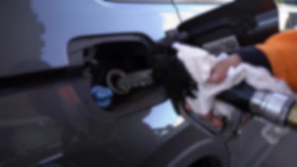Blurred Defocused View Man Hand Holding Fuel Pistols Filling His — Vídeo de Stock