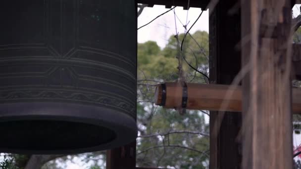 Budist Rahip Tokyo Daki Japon Tapınağında Zil Çaldı Zojoji Tapınağında — Stok video