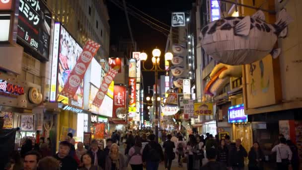 Osaka Japan April 2019 Crowd Tourist People Walking Night Shopping — Stock Video