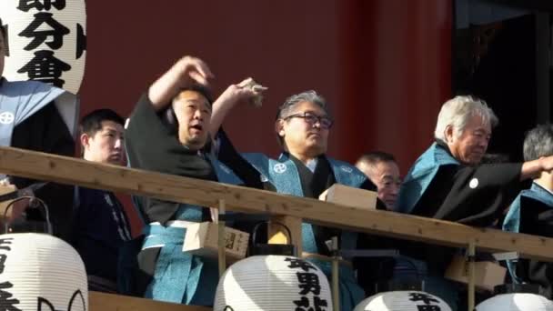 Tokyo Japan Februari 2020 Slowmotion Asiatiska Män Klädda Traditionell Klädsel — Stockvideo