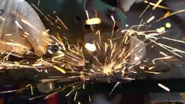 Slowmotion Man Welder Safety Clothes Polishes Metal Angle Grinder Workshop — Video Stock